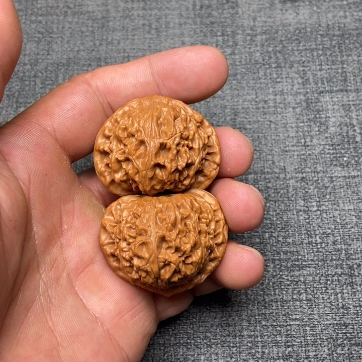 把件文玩核桃钟*?宫灯钟情