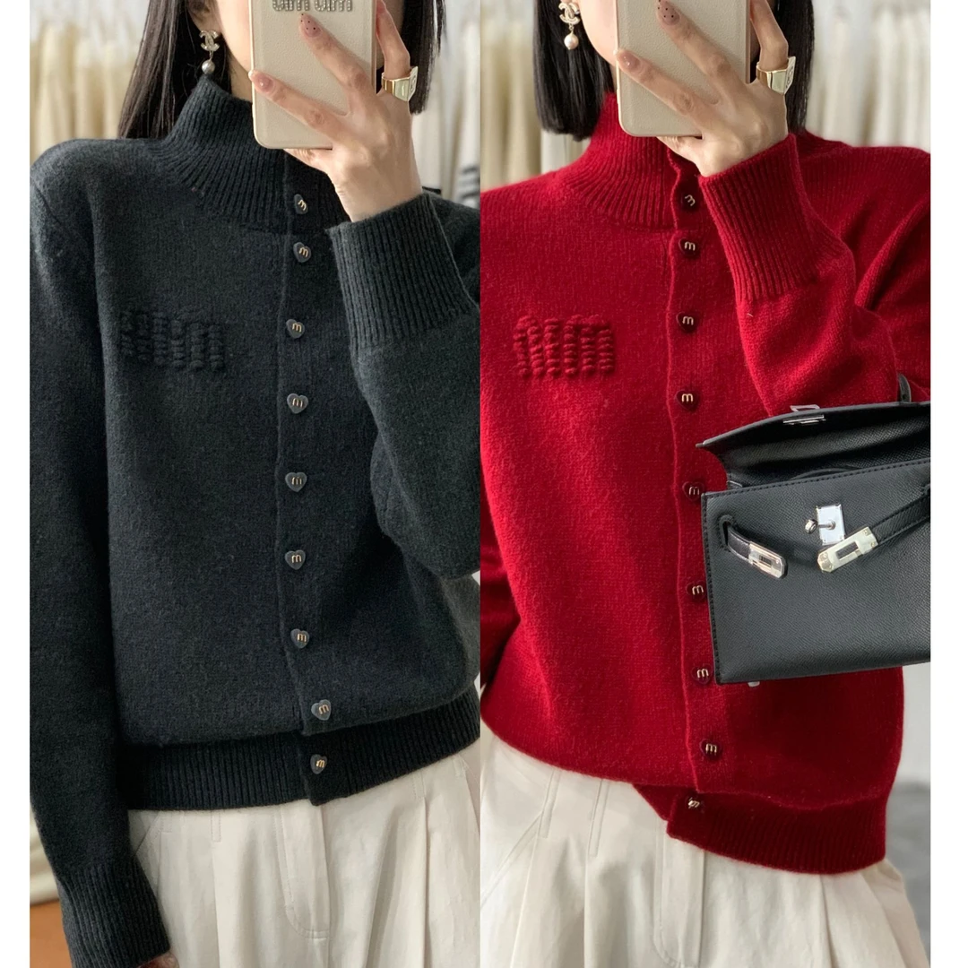 【芊荨精选】2025新款纯色高级感减龄立领百搭单排扣针织衫S620#