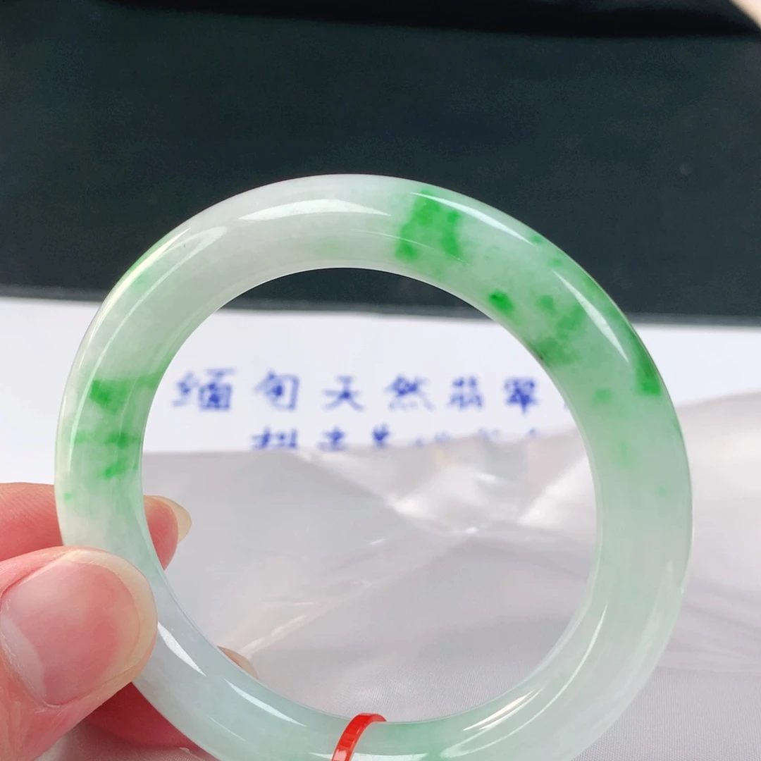 翡翠未镶嵌手镯905