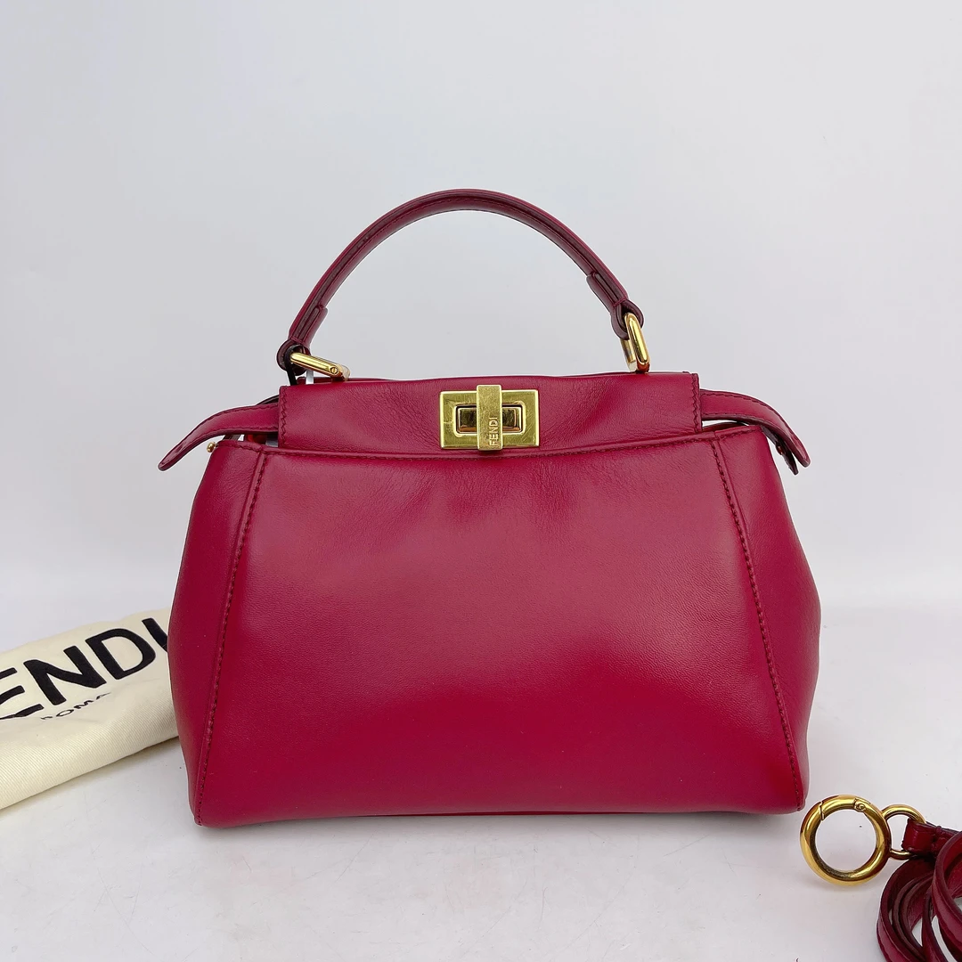 95新 FENDI/芬迪 芬迪红色单肩包底22 J818