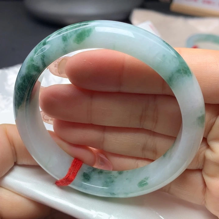 翡翠手镯未镶嵌59596060