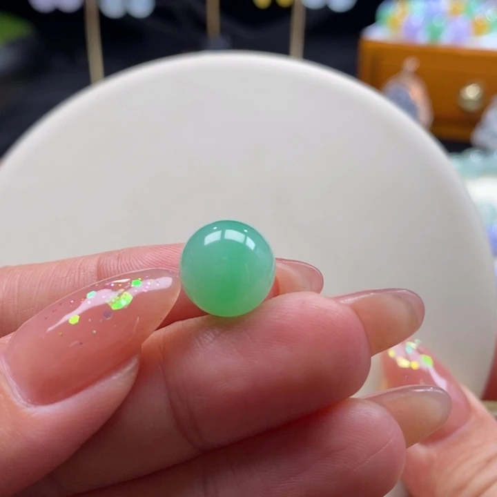 翡翠吊坠(不含链)未镶嵌翡翠苹果绿珠卡12m