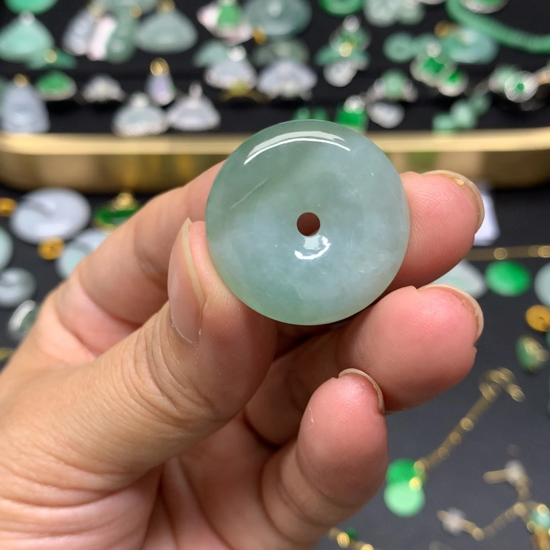 吊坠(不含链)未镶嵌翡翠有纹裂