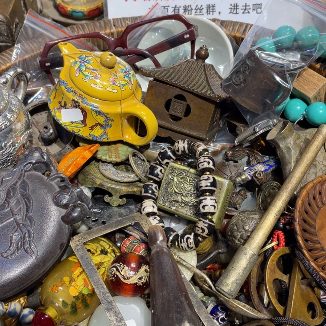 瓷片表姐直播火爆热卖