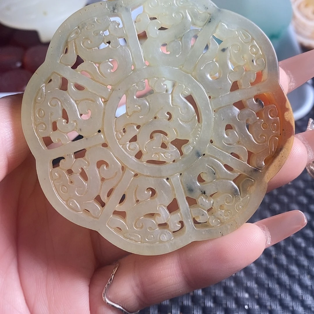 岫玉未镶嵌珠宝奇石