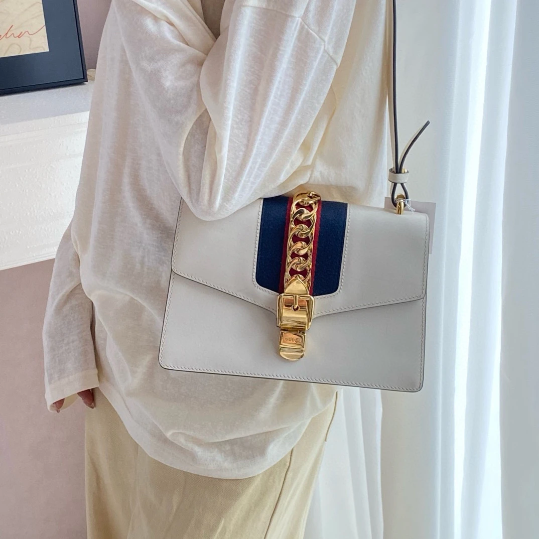 95新 GUCCI/古驰 gucci奶白色塞尔维亚单肩包