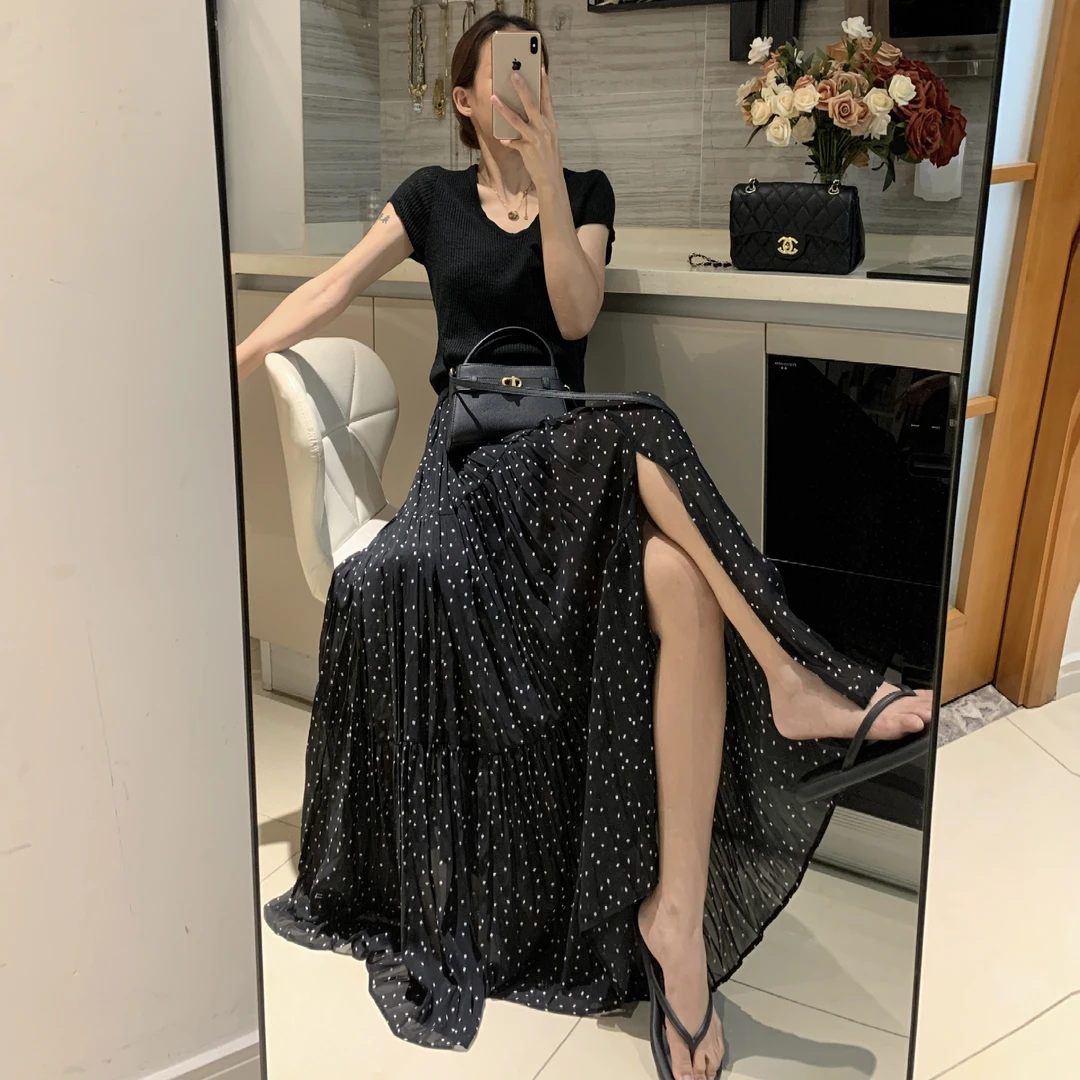 小菱格开叉碎花半身裙女2025夏季极简松紧高腰显瘦百搭中长款半裙