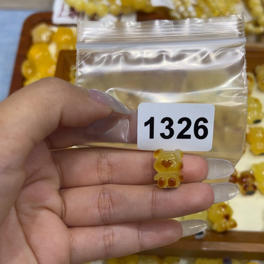 琥珀珠宝奇石未镶嵌