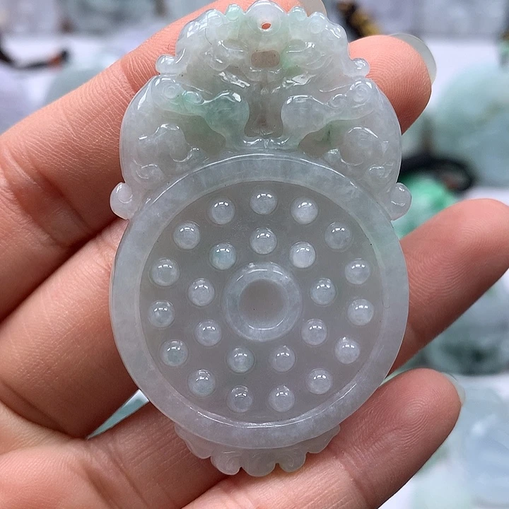 翡翠未镶嵌颈饰仿古貔貅福利福利