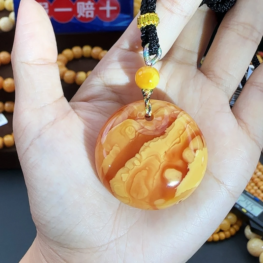 琥珀未镶嵌颈饰吊坠