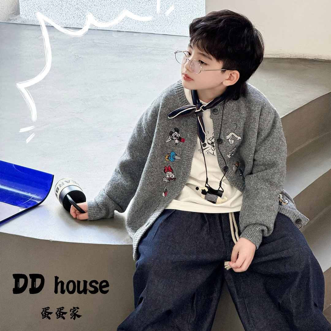 蛋蛋家【动物城】2025秋季新款儿童时尚灰色卡通毛衣开衫