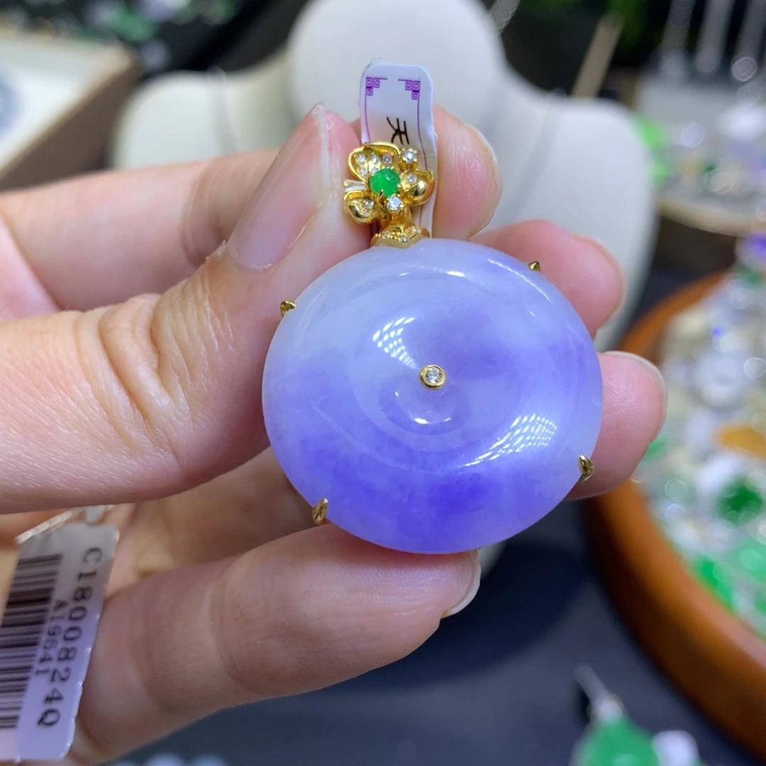 颈饰18K金镶嵌翡翠心*