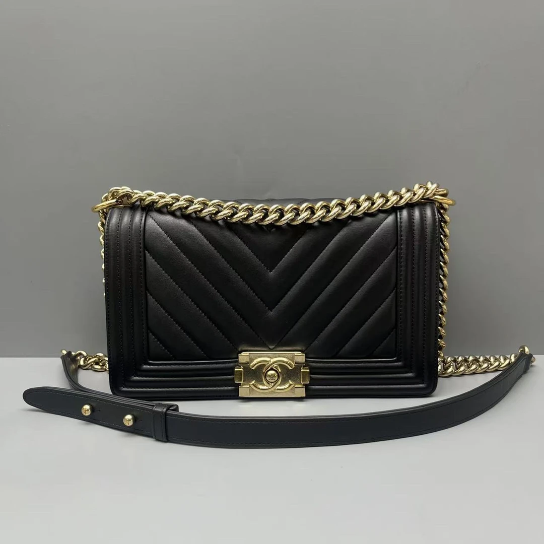 95新 Chanel/香奈儿 中号Leboy链条包 镭射27开尺寸25*15 SV14072