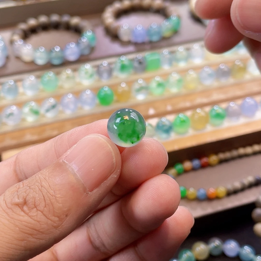 【闪购商品】颈饰未镶嵌翡翠卡11.7绿飘