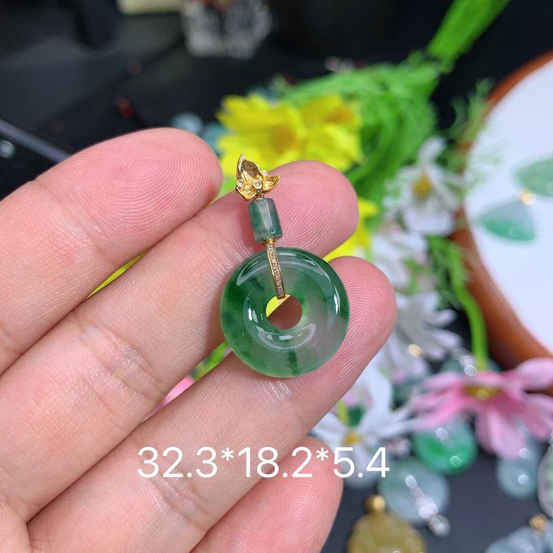 缅甸翡翠A货冰种飘绿甜甜圈满吊坠种老水足气质百搭精雕精美百