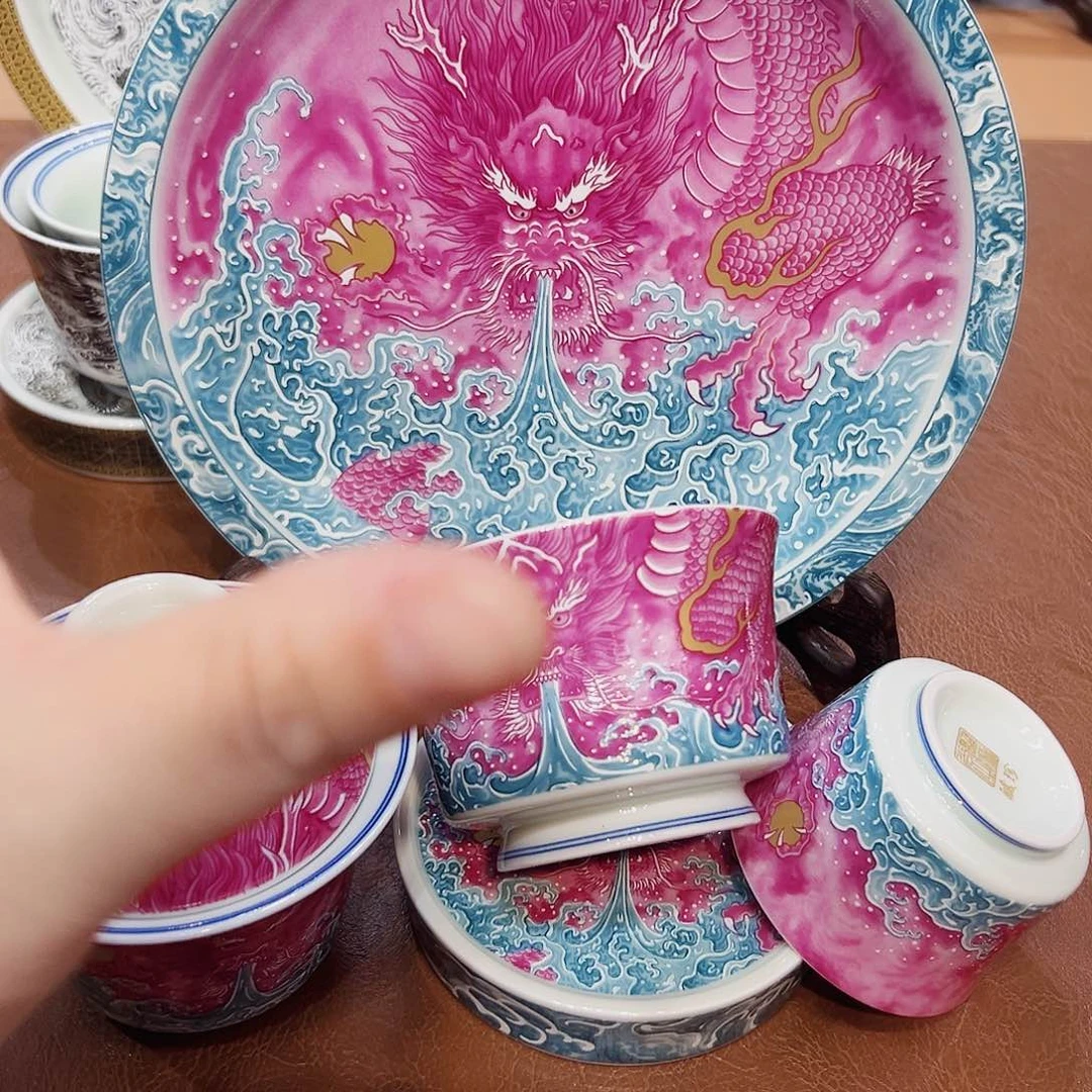 摆件景德镇陶瓷研究所从事生产经营