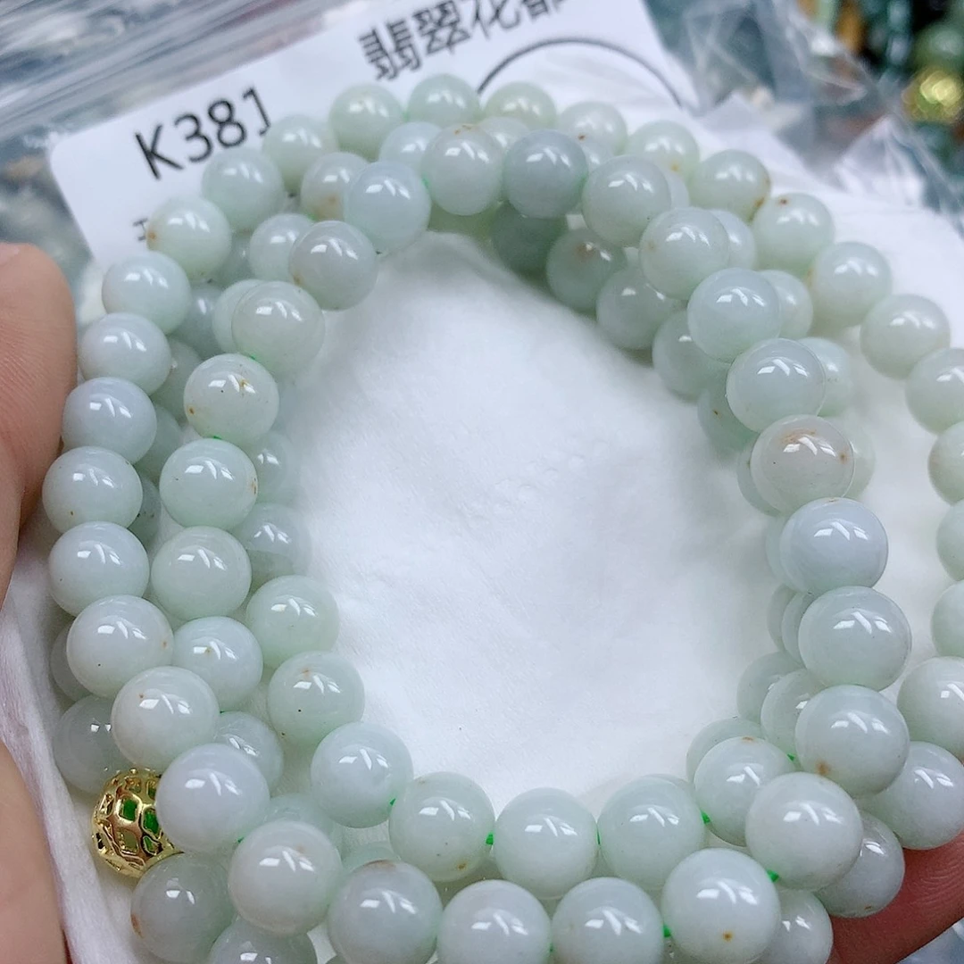 翡翠颈饰未镶嵌手串