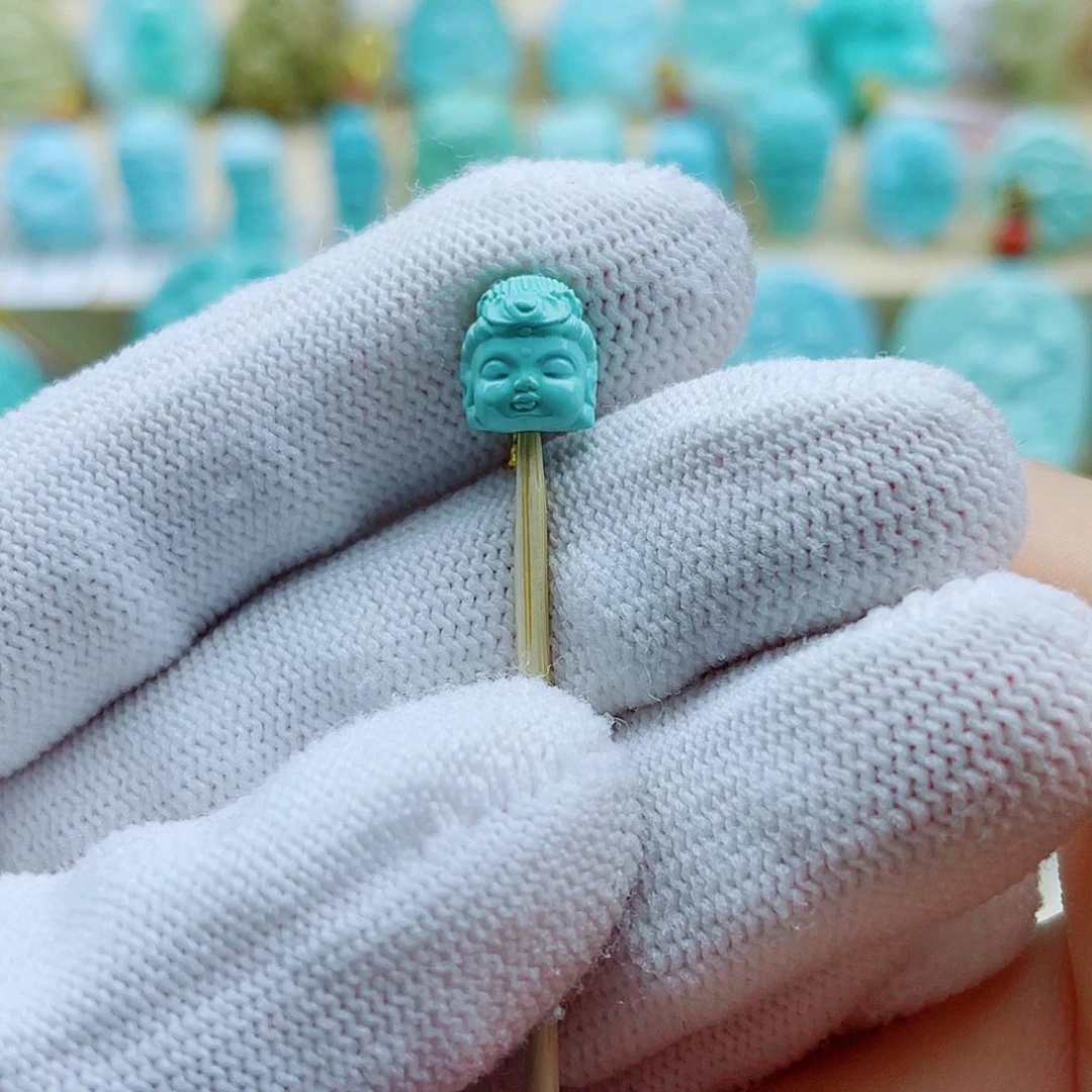 绿松石未镶嵌珠宝奇石