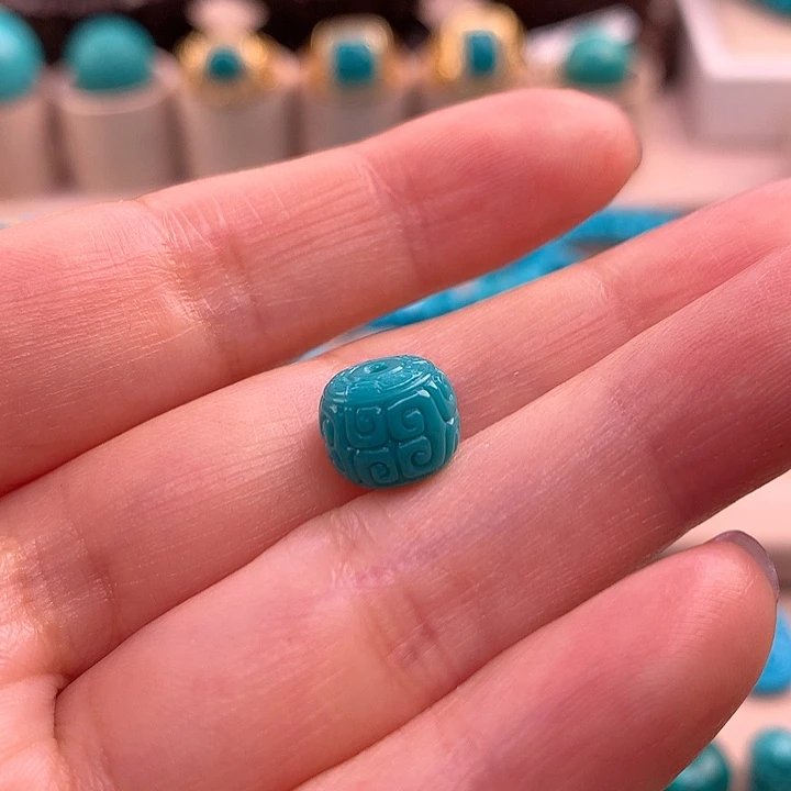 绿松石配饰未镶嵌