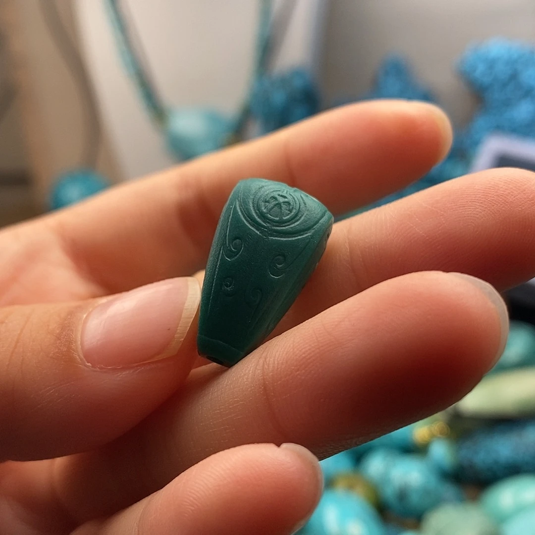 绿松石未镶嵌珠宝半成品