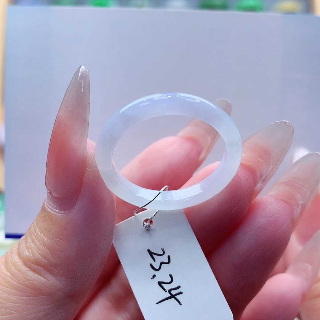 萌***六翡翠未镶嵌戒指缅甸A货