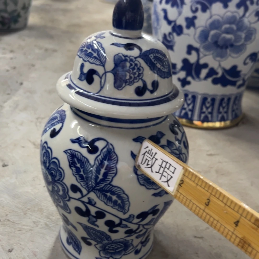 微瑕青花瓷器值得厚爱