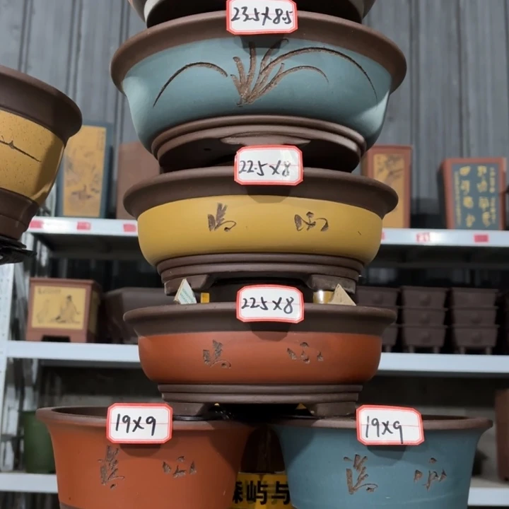 紫砂花盆         108-8。