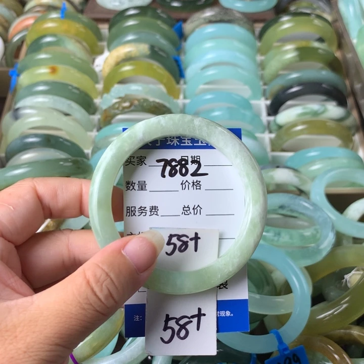 未镶嵌蛇纹石玉手镯7882