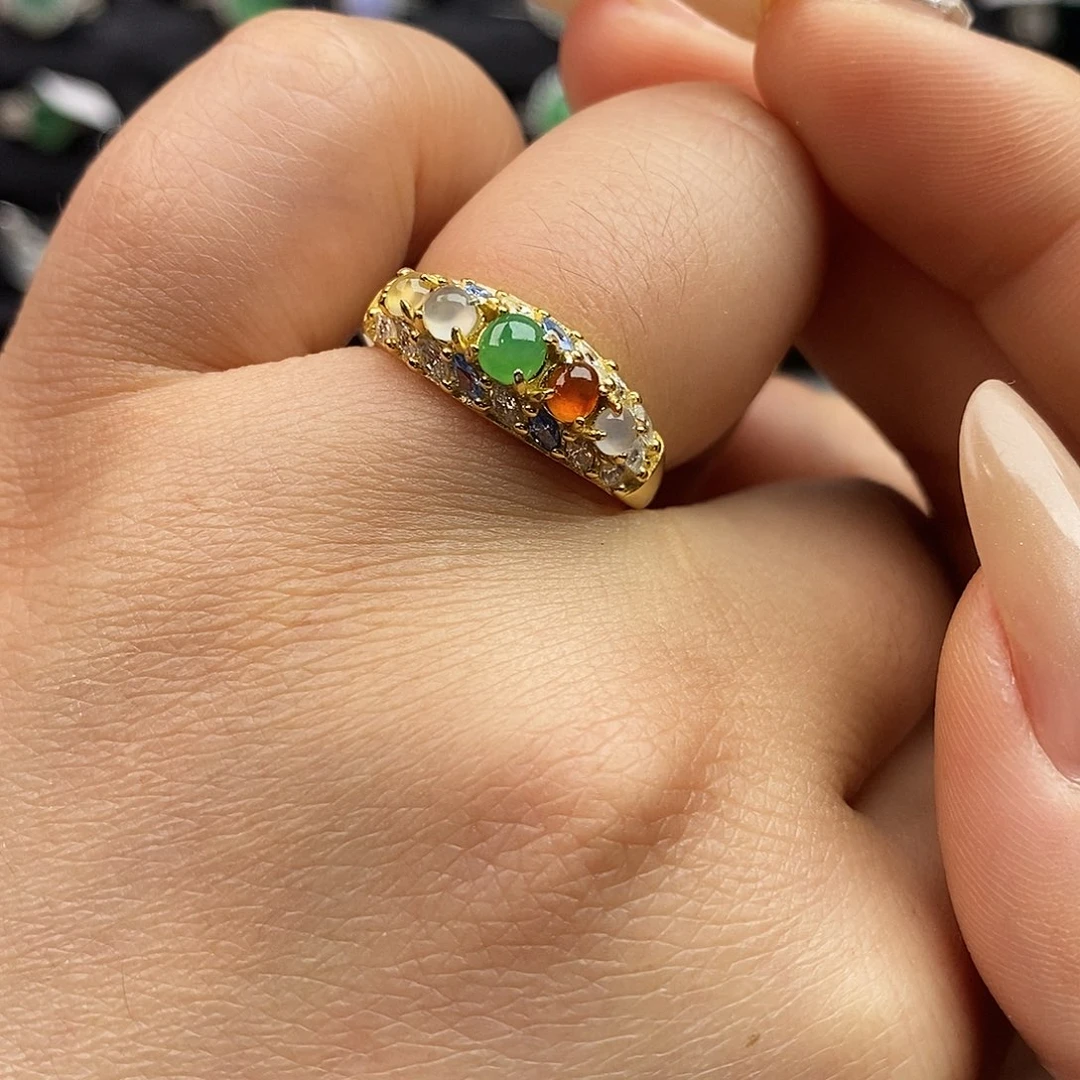 翡翠未镶嵌戒指翡翠