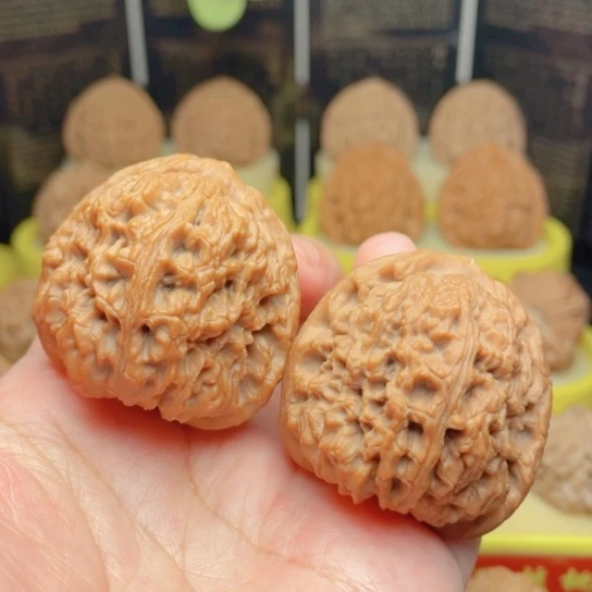 文玩核桃吊坠40全品南疆