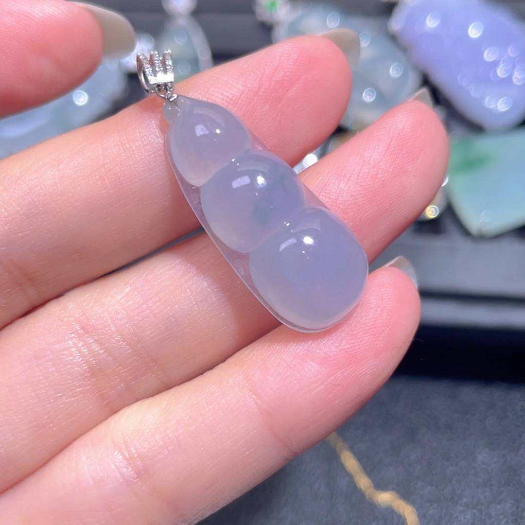 颈饰18K金镶嵌翡翠翡翠