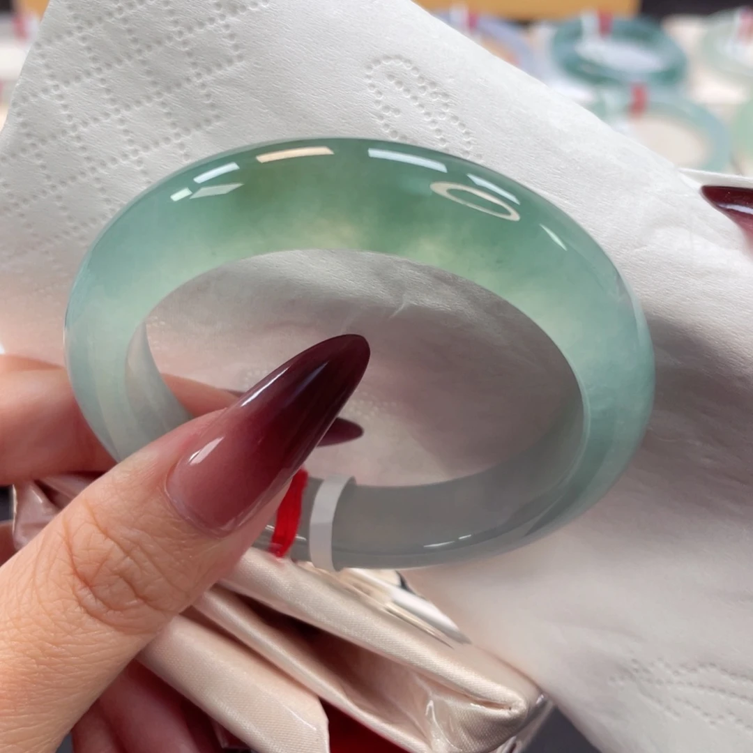 未镶嵌手镯翡翠41号52冰透起光橄榄绿