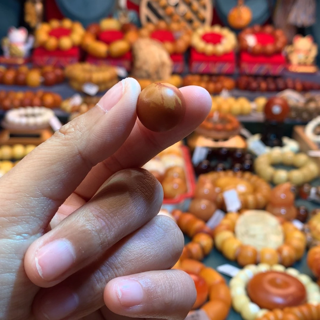 【闪购商品】蜜蜡吊坠(不含链)未镶嵌M***子蜜蜡吊坠