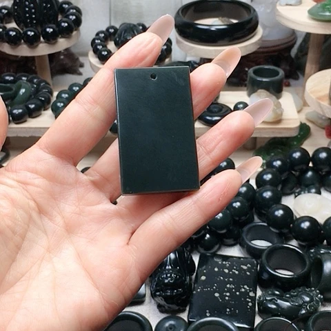 【闪购商品】未镶嵌手链和田玉