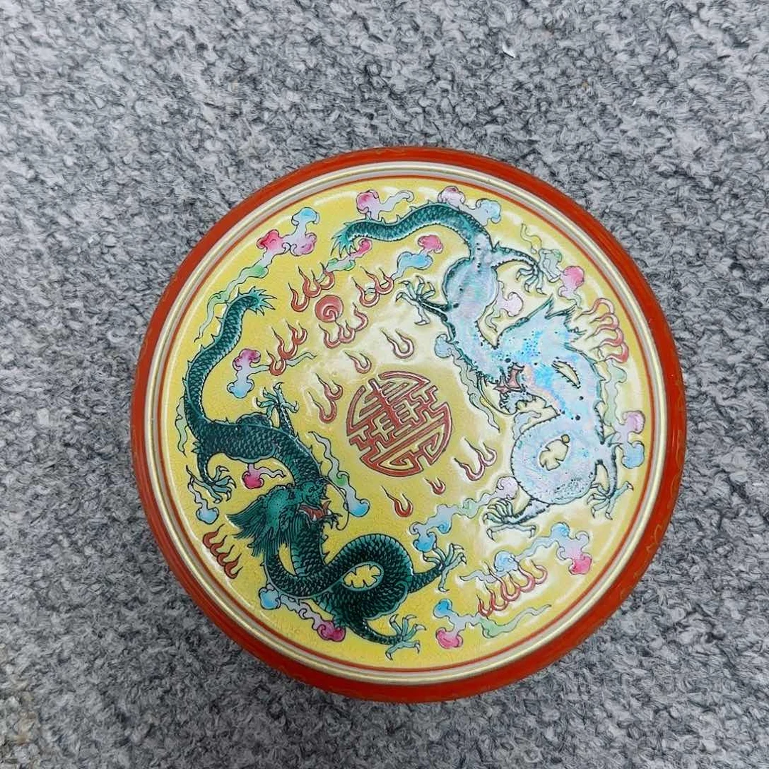 摆件瓷器的工艺技术与艺术