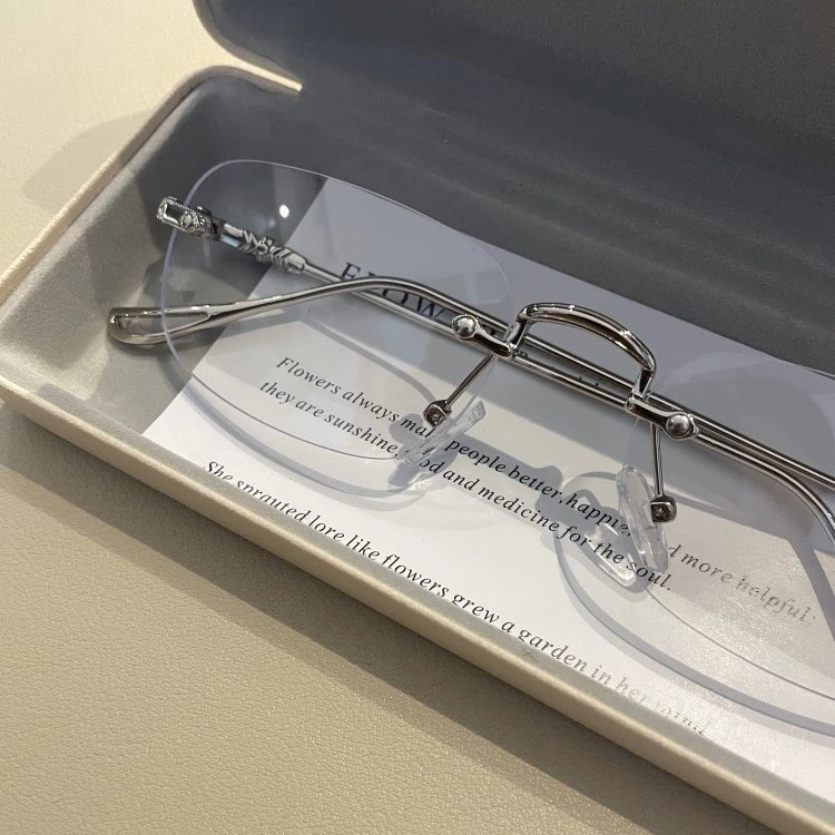 欧美素颜男士气质禁欲系眼镜高冷感商务无边框防紫外线近视框架女