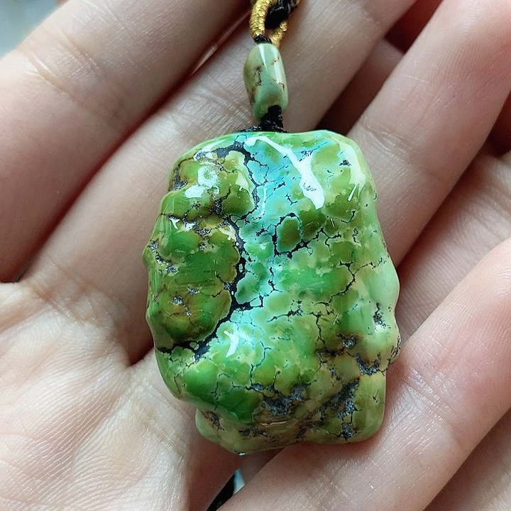 未镶嵌绿松石珠宝奇石