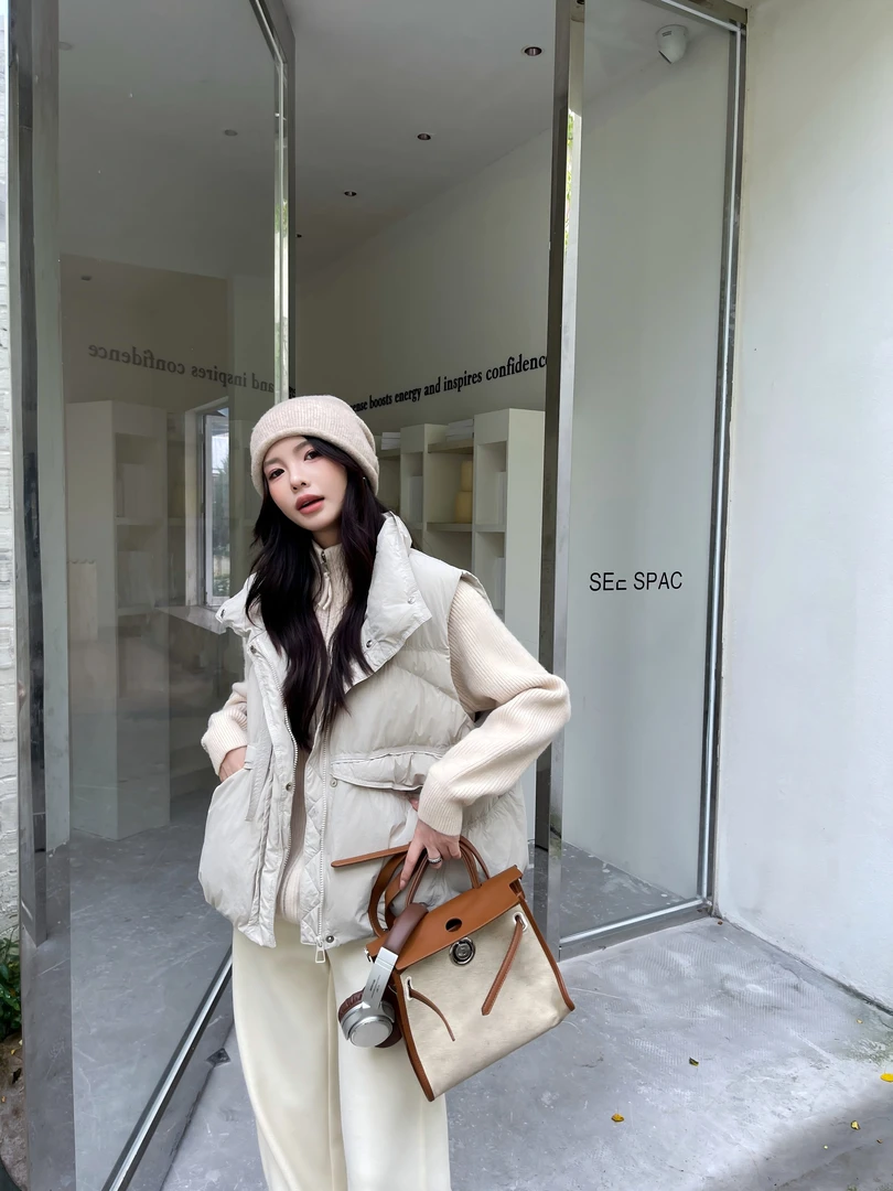 纯色常规款合格品法式保暖时尚冬季设计师短款马甲