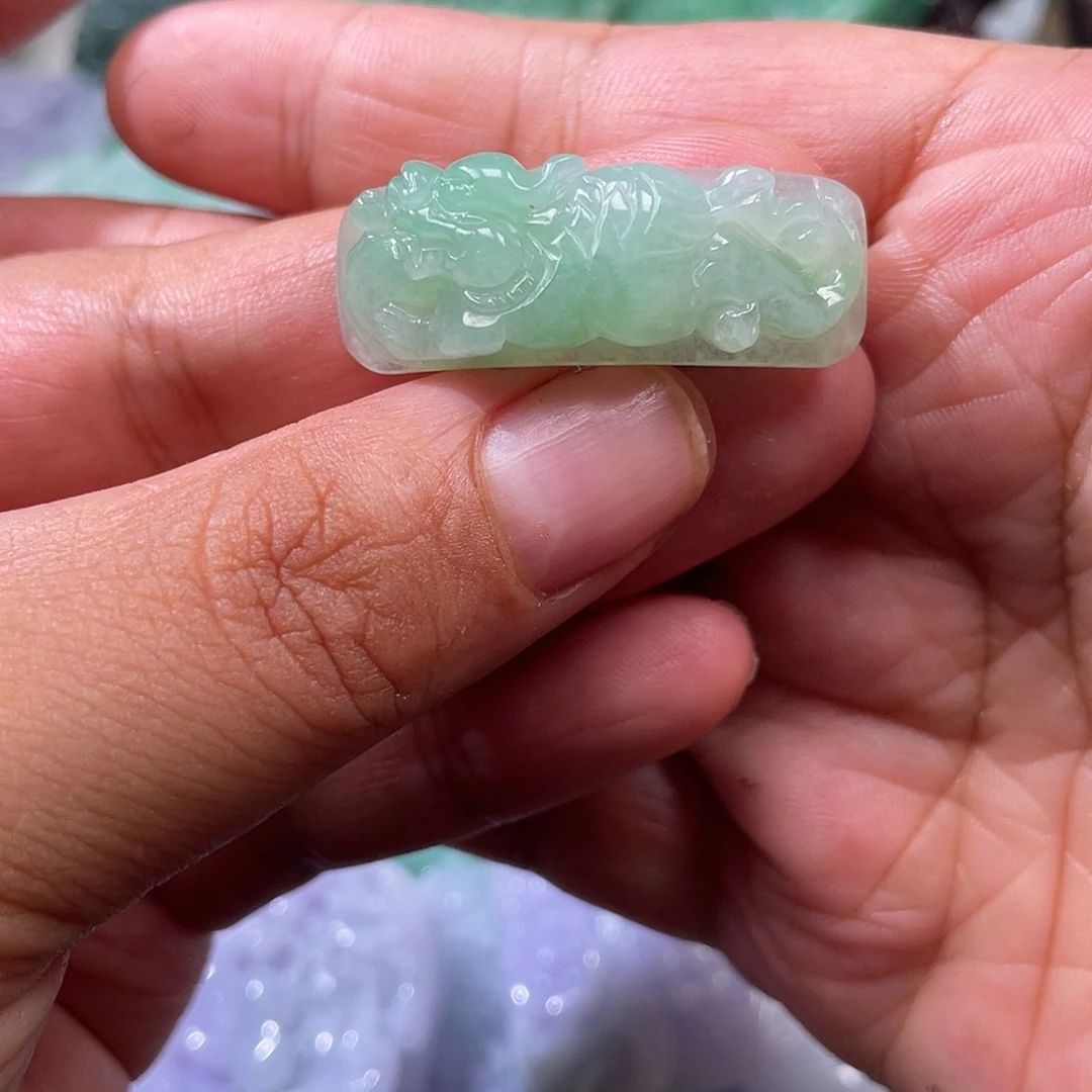颈饰未镶嵌翡翠翡玉缘翡翠