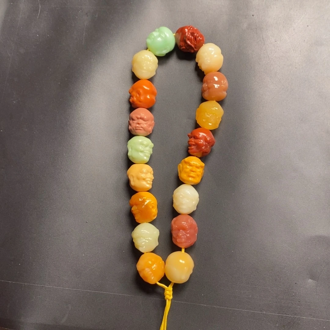 十***子石英质玉（缅黄）未镶嵌缅黄精品挂件