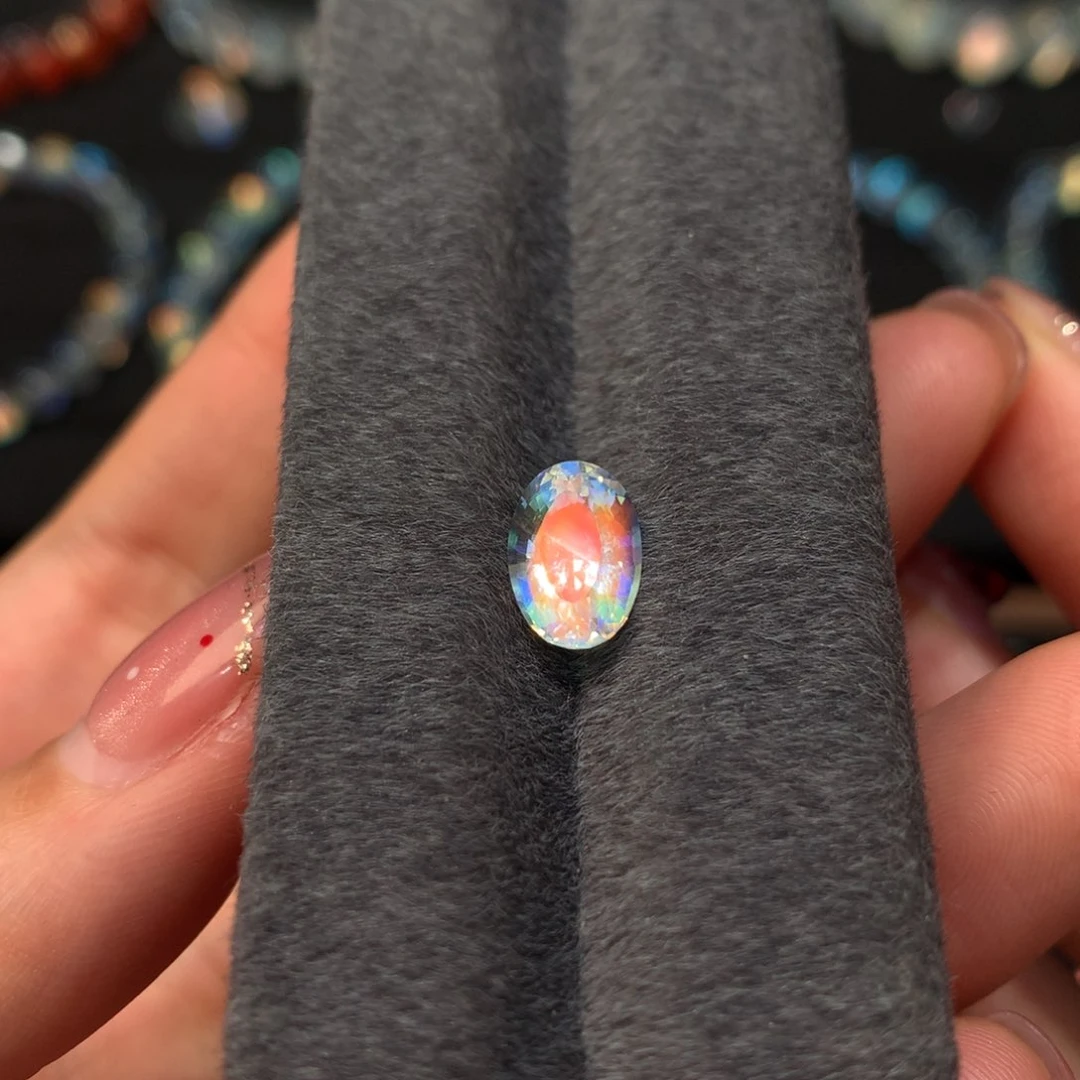 未镶嵌裸石月光石