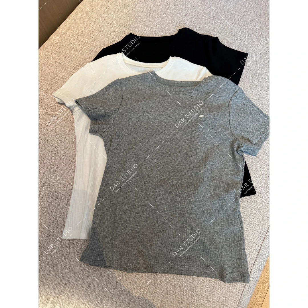 DAR STUDIO 【小贝壳扣】2025早春新款休闲百搭纯色短袖T恤25044