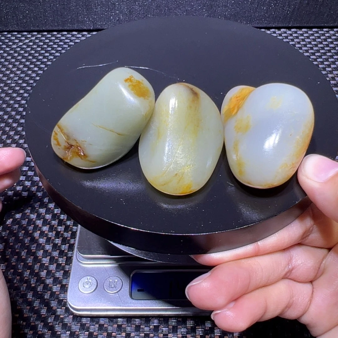 和田玉（子料）未镶嵌吊坠(不含链)106-81
