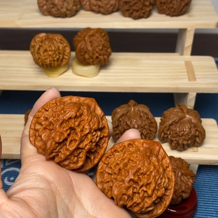 大***峰文玩核桃把件官帽