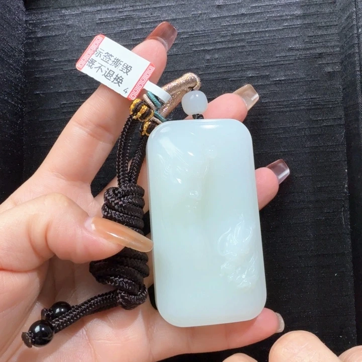 颈饰未镶嵌和田玉真**敌