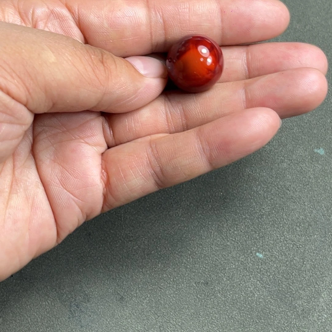 南红玛瑙合金颈饰东**?