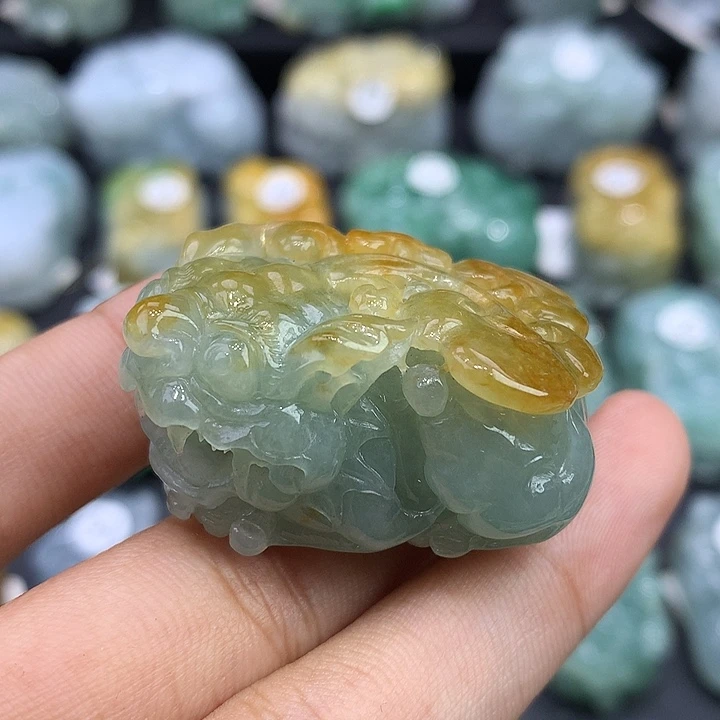 翡翠未镶嵌颈饰天然缅甸翡翠