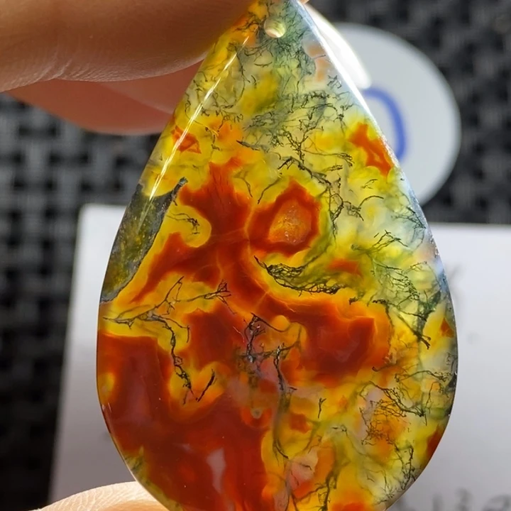 未镶嵌颈饰玛瑙/玉髓梦**唐