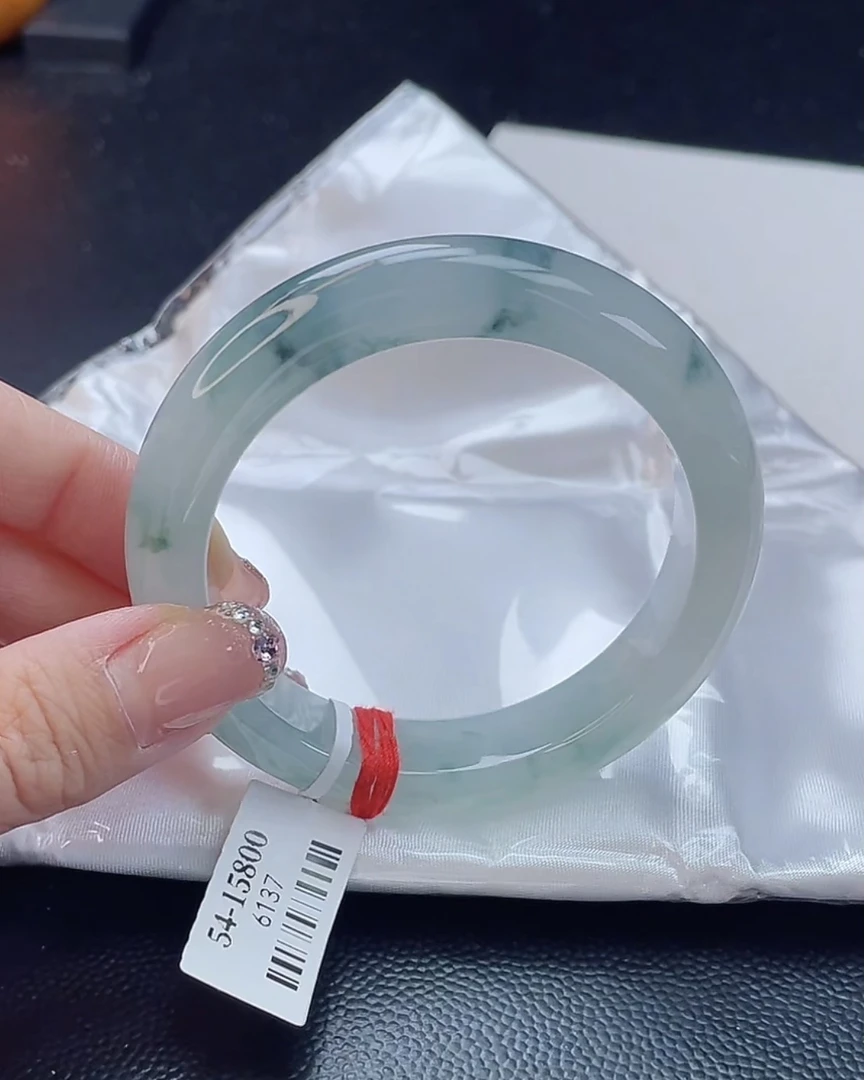 翡翠手镯未镶嵌翡翠54