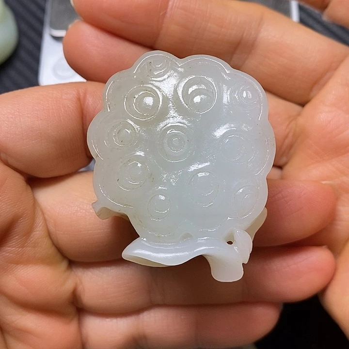 颈饰未镶嵌和田玉快***球